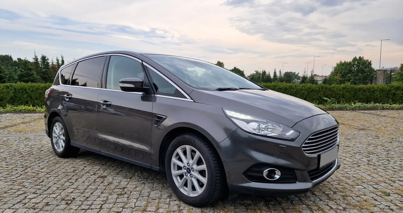 Ford S-Max cena 58800 przebieg: 219559, rok produkcji 2017 z Bydgoszcz małe 704